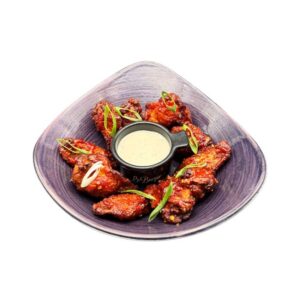 Crunchy Chicken Wings Buffalo-Style